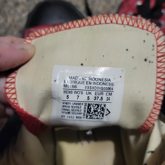 Custom Red High-Top Converse - Picture 3 of 3